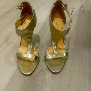 Guess T strap Heels Size 8